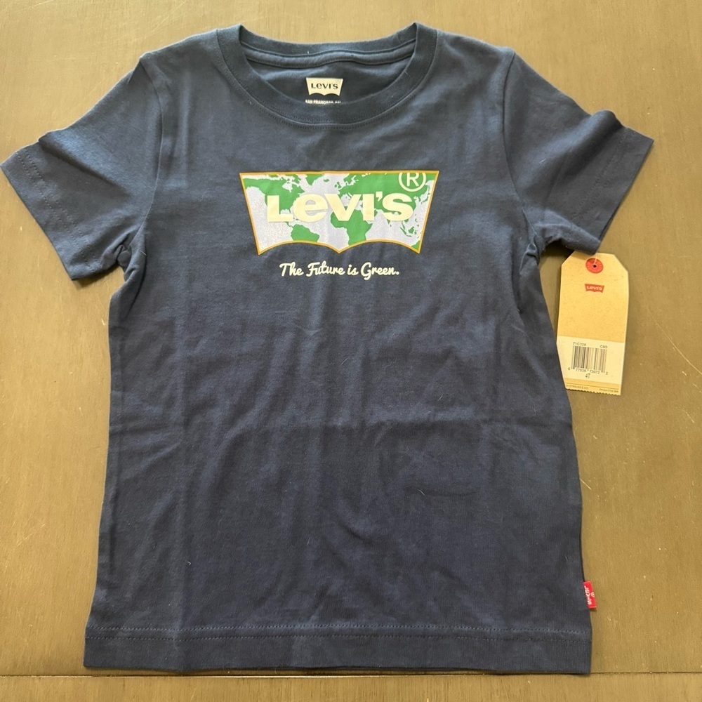 NWT Levi’s Kids Boys Short Sleeve Navy Blue Shirt Sz. 4T